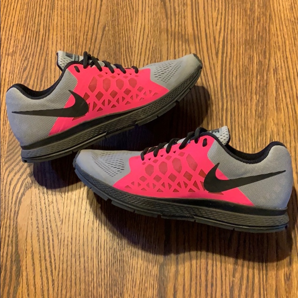 Nike id Pegasus 31! Like new!